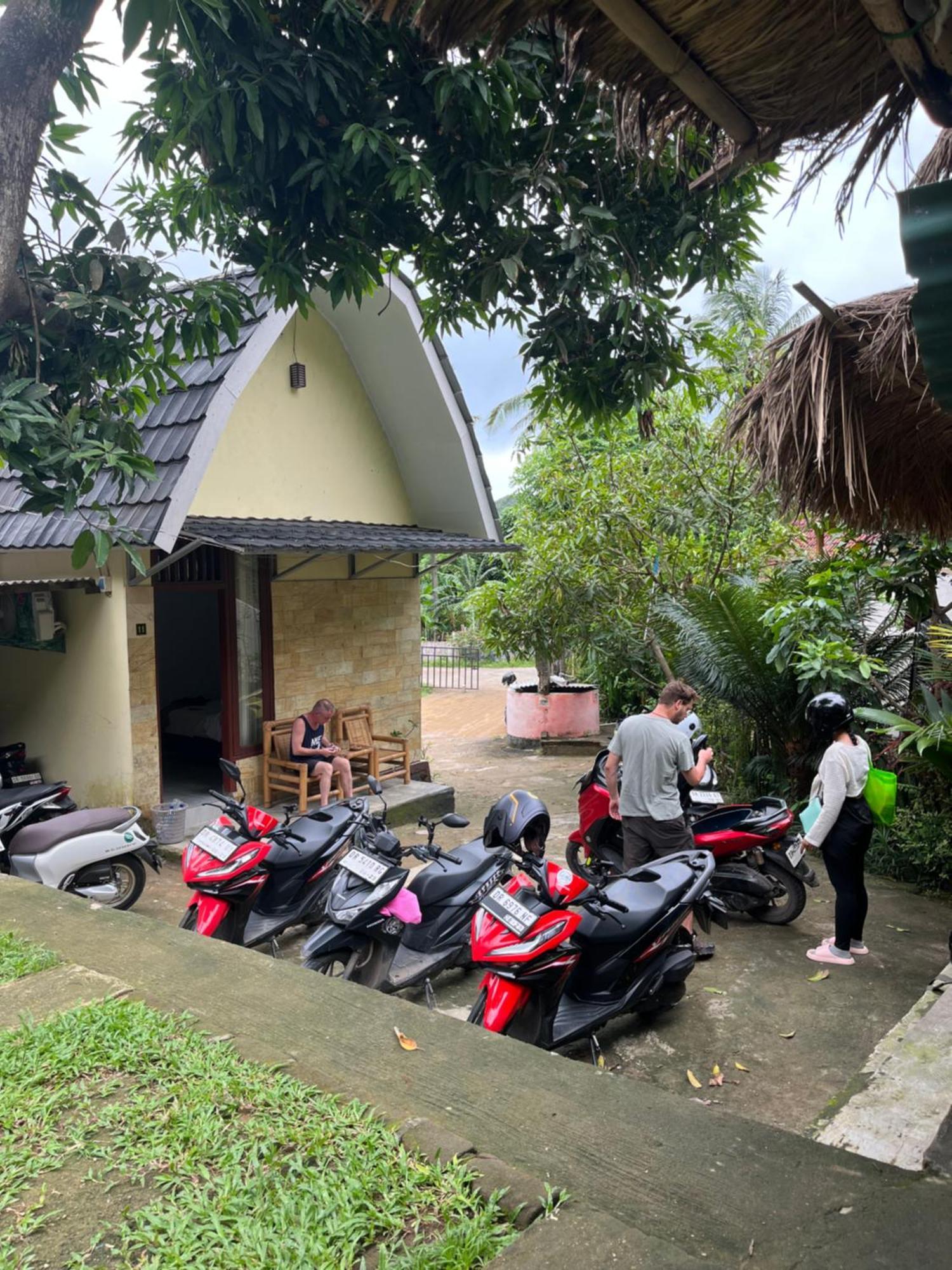 Roy Homestay Kuta Kuta  Exterior foto